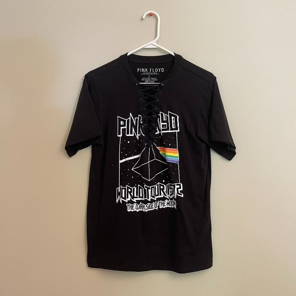 black short sleeve pink floyd graphic band tshirt with criss cross cut out